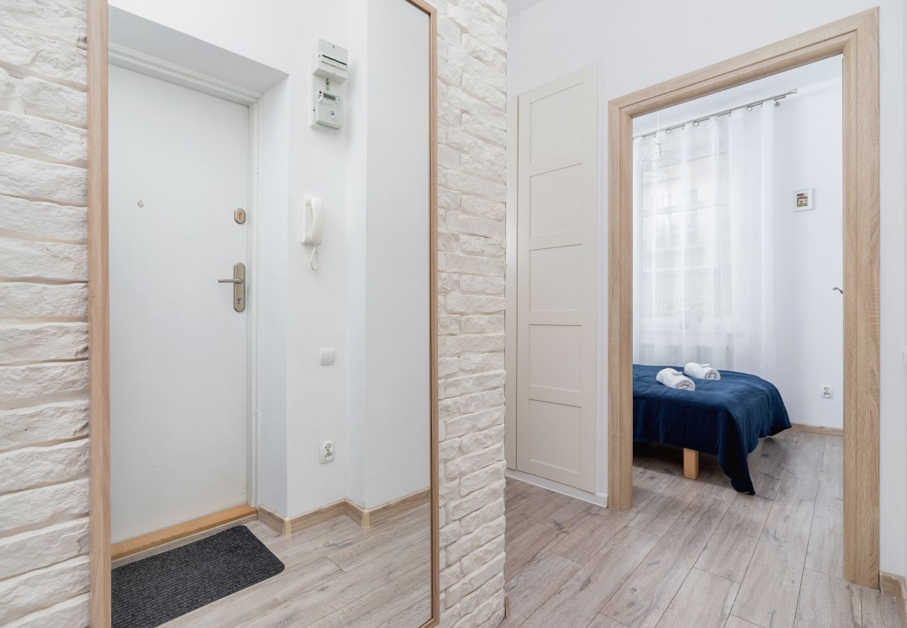 Apartment in Kraków - Bosacka 10/5, 1 Bedroom Apartment for 5 people, Cracow