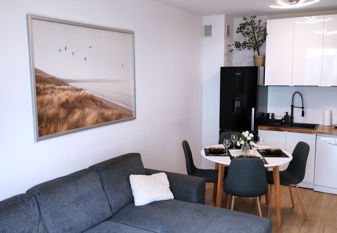 Apartment in Gdynia - Nadmorskie Tarasy 9/2 | Gdynia Nasypowa Str.