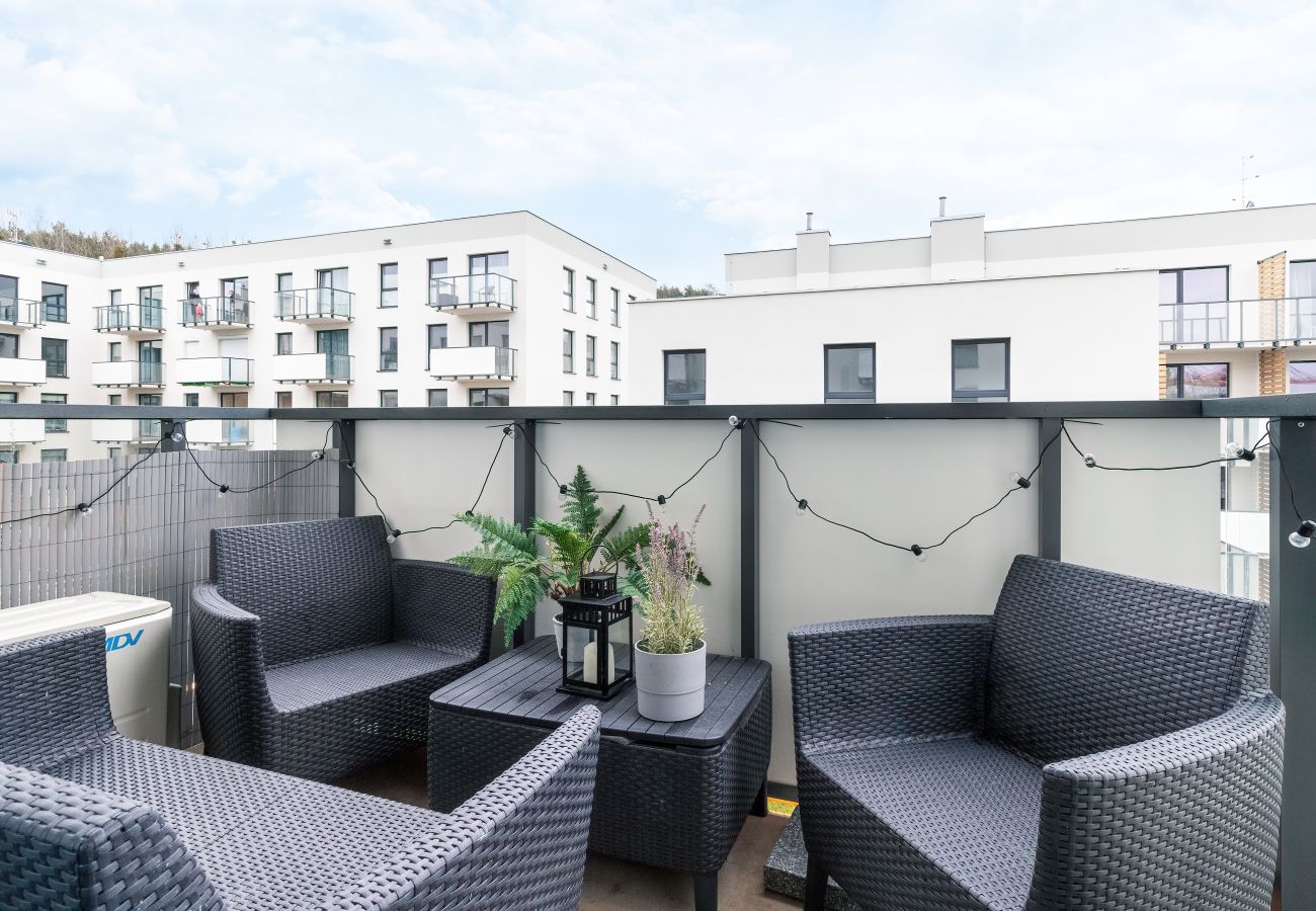 Apartment in Gdynia - Nadmorskie Tarasy 13/11 | For 10 people overlooking the port