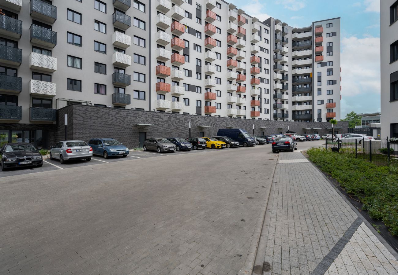 Apartment in Wrocław - Kamienna Estate Krzyki | Chic 1-bedroom Apartment with free parking