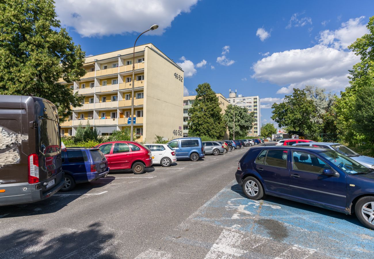 Apartment in Poznań - Apartment Os. Bohaterów II Wojny Światowej 49/2