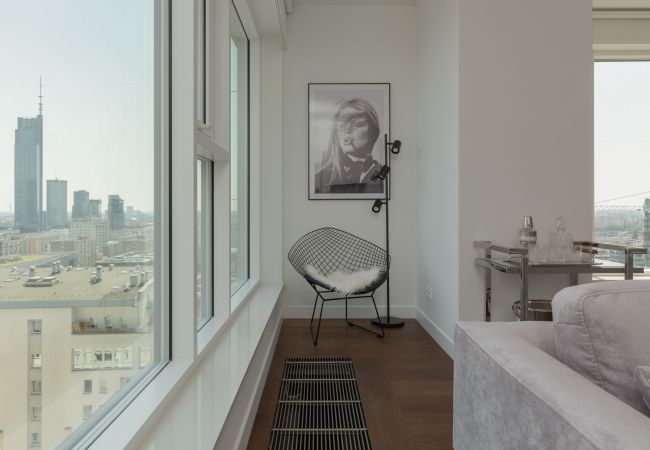 Apartment in Warszawa - Unique Tower B1902, 3 Bedrooms, Parking