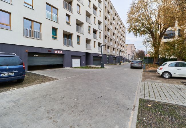 Apartment in Wrocław - Braniborska 50/6 | Wifi, 1 Bedroom, Balcony, Parking, Wroclaw