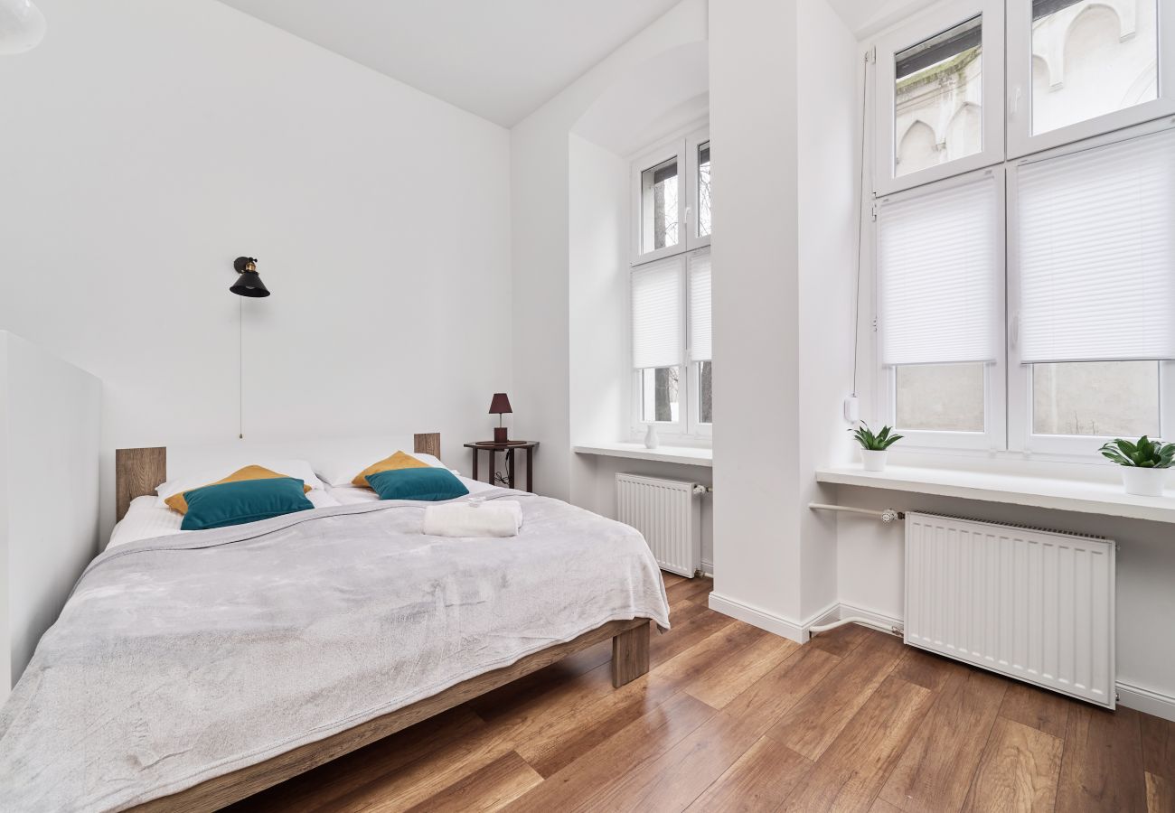 Studio in Wrocław - Haukego-Bosaka 25A | Studio for 4 Guests