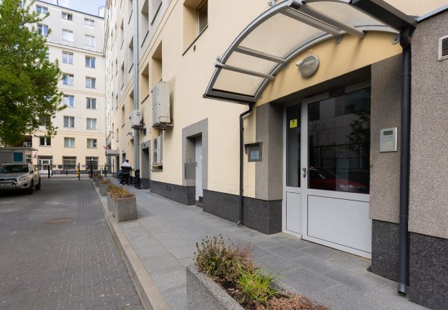 Apartment in Warszawa - Krucza 51, 3 bedrooms, City Center