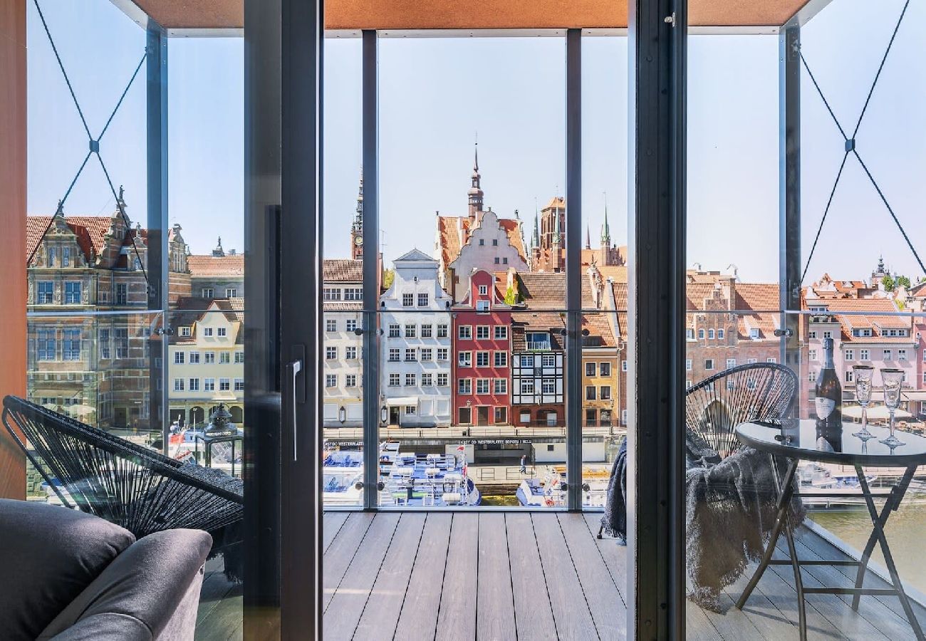 Studio in Gdańsk - Apartment with a view of the Motława in Deo Plaza 