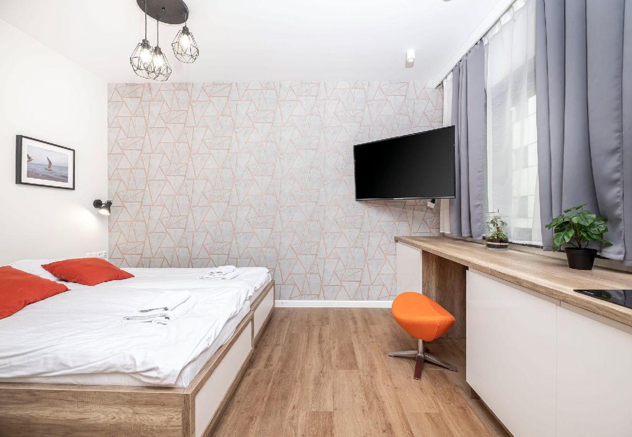 Studio in Gdańsk - Apartment Deo Plaza 311B for two people with air conditioning 