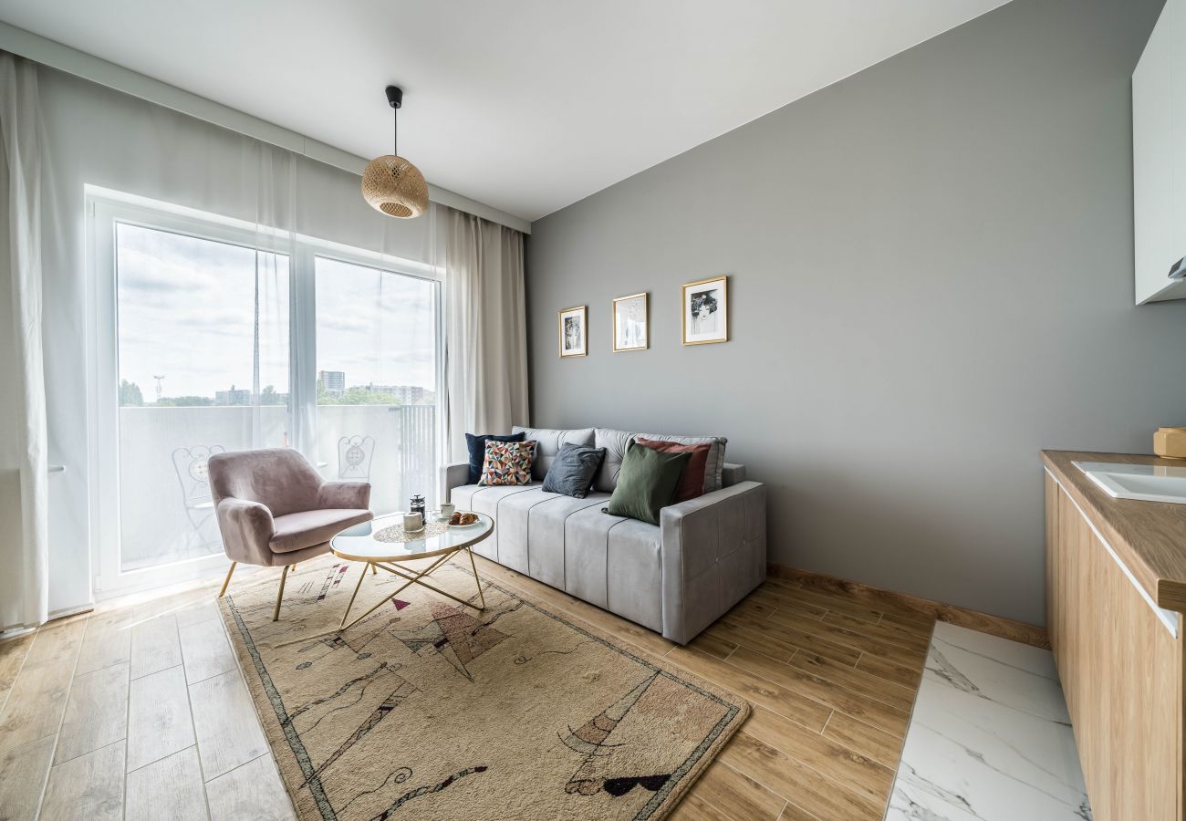 Studio in Wrocław - Studio Słonimskiego with balcony