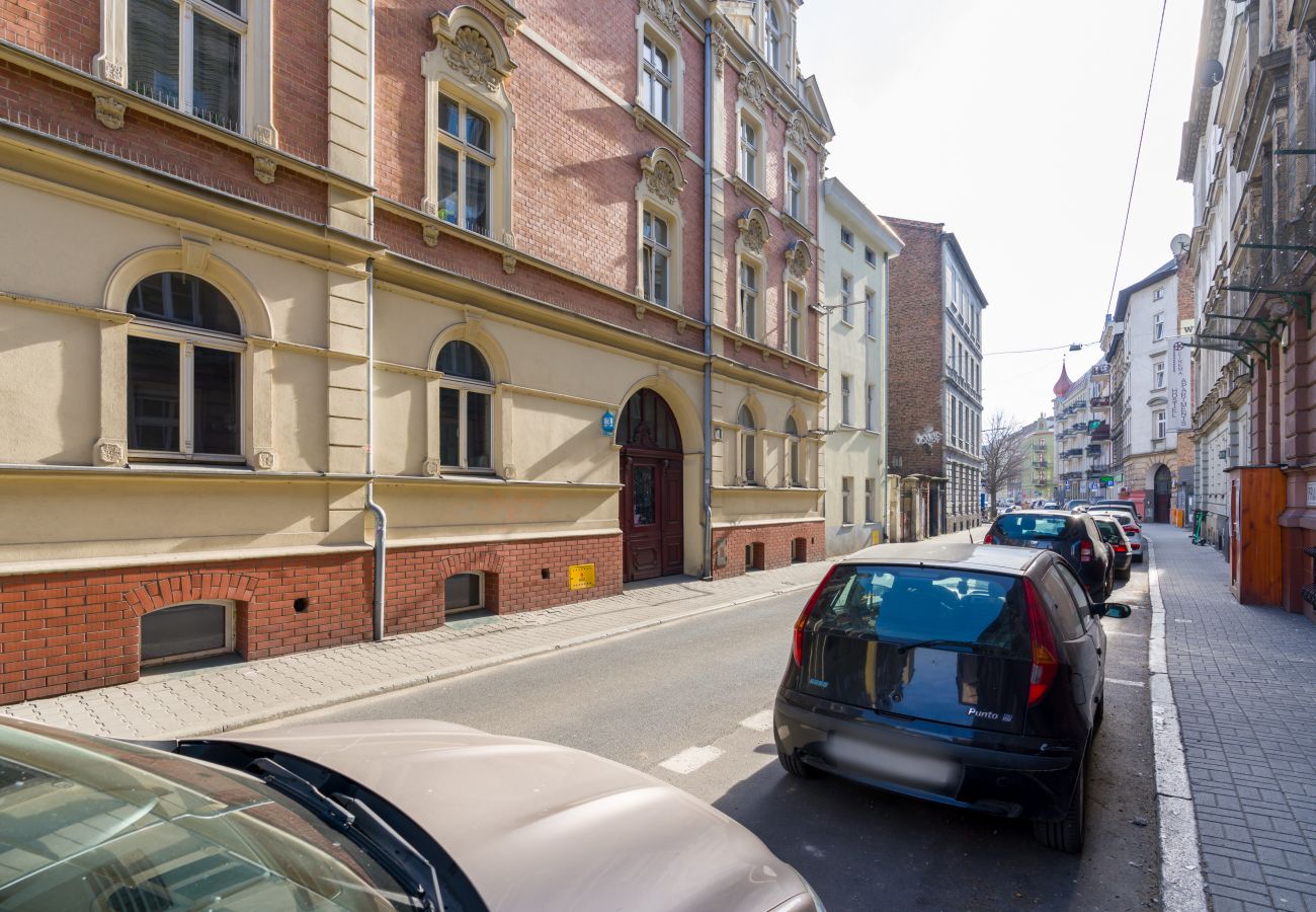 Studio in Poznań - Studio in a tenement house - Strzałowa 3 