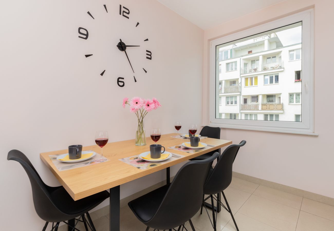 Apartment in Gdynia - Pet-Friendy 1-bedroom apartment, Starowiejska 31