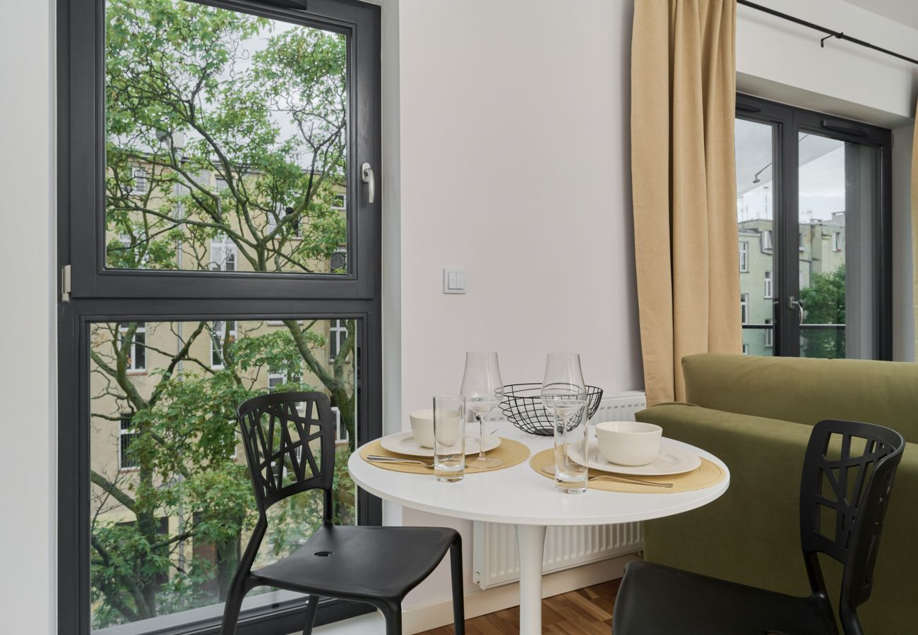 Studio in Wrocław - Trendy Studio with Balcony | 1,2 km to Wroclaw Main Station