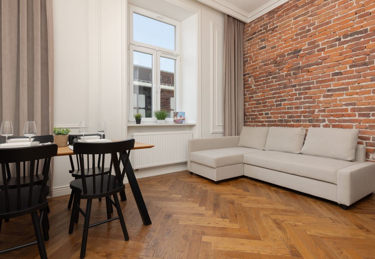 Apartment in Kraków - Strzelecka 19 | Wifi, Pet-friendly, 1 Bedroom, Parking, Cracow