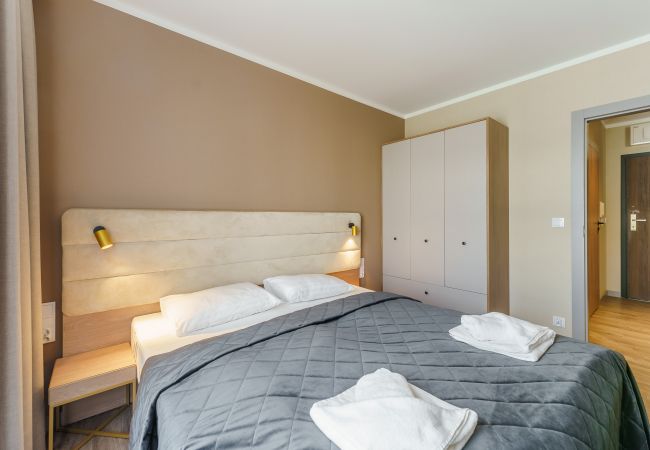 Apartment in Międzyzdroje - Bel Mare E329 | 1 bedroom | 5 guests | Parking