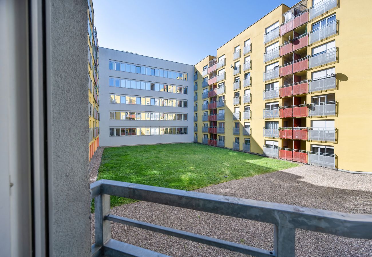 Apartment in Wrocław - Białowieska Apartment | 5 Guests | Balcony | Wrocław