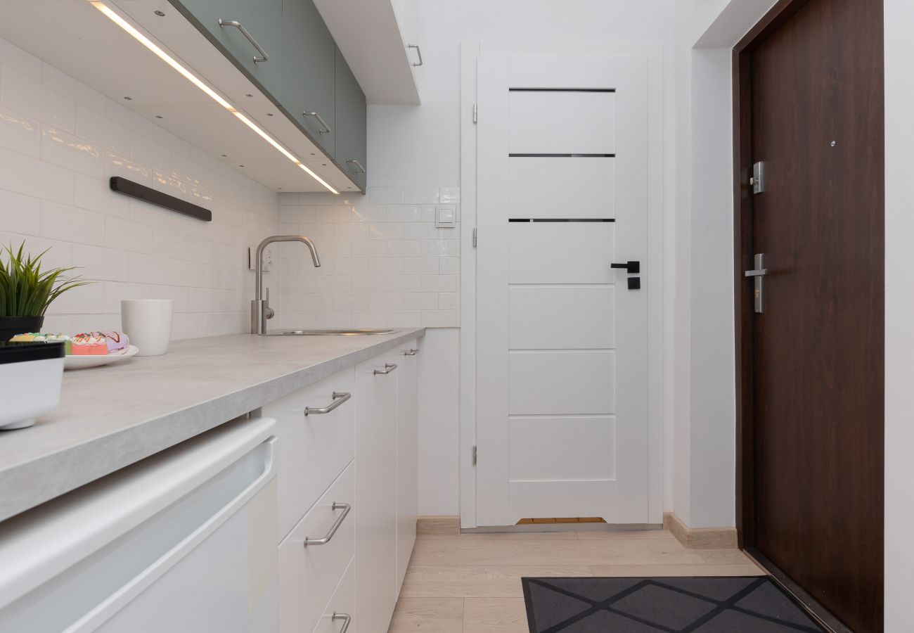 Studio in Warszawa - Al. Wyzwolenia 10 | Wifi, Pet-friendly, Studio with mezzanine, 4 guests, Warsaw