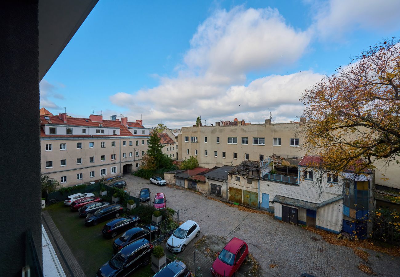 Studio in Wrocław - Hubska | Studio,  shower, Spacious | Wrocław