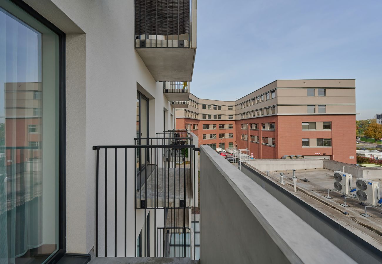 Studio in Wrocław - Spacious & Bright Studio with Balcony | Wrocław