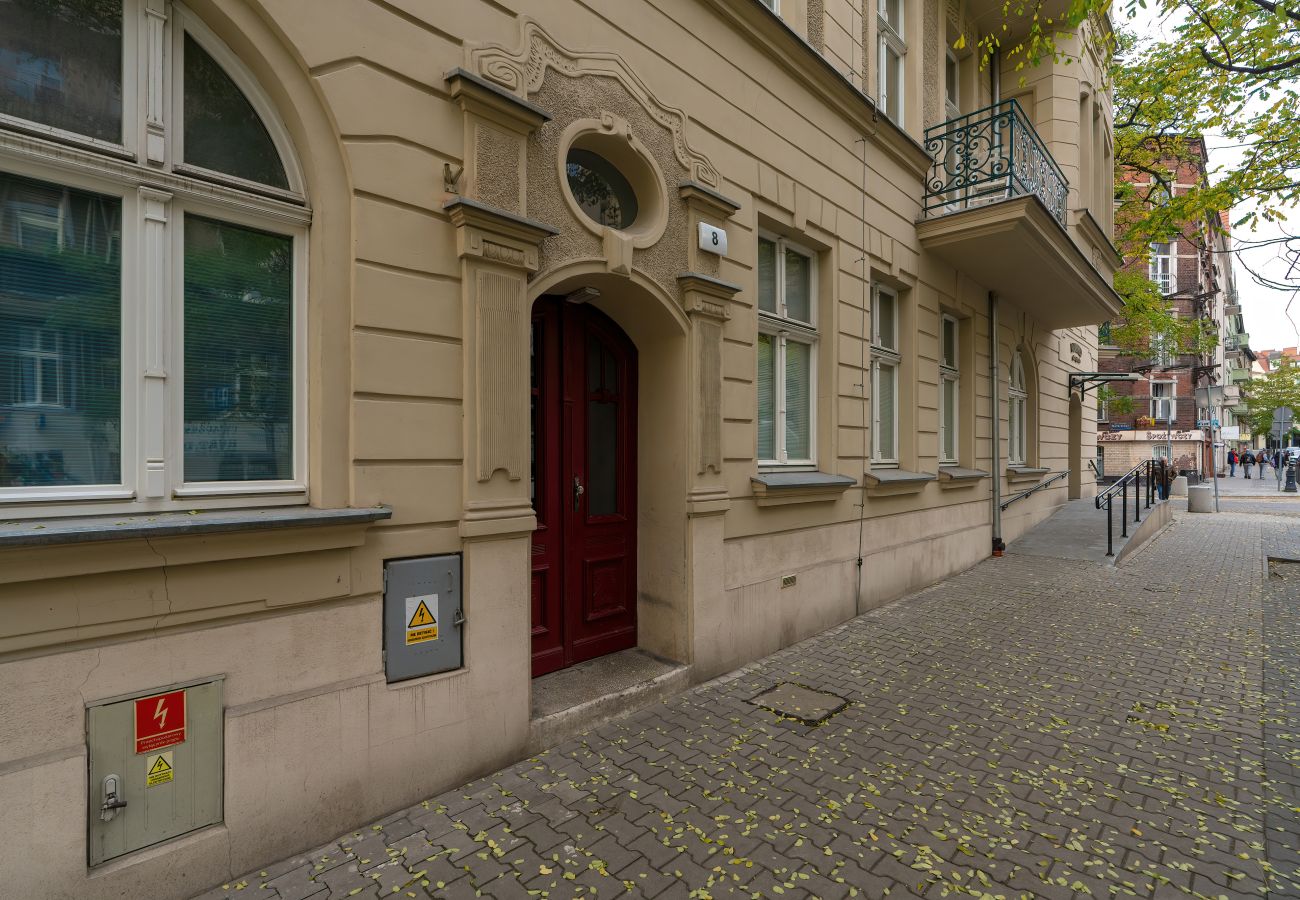 Studio in Poznań - Gąsiorowskich 8 | Wifi, Pet-friendly, Studio, Poznan