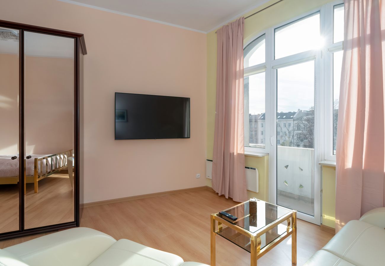 Studio in Poznań - Comfortable studio | separate kitchen, balcony | Poznań