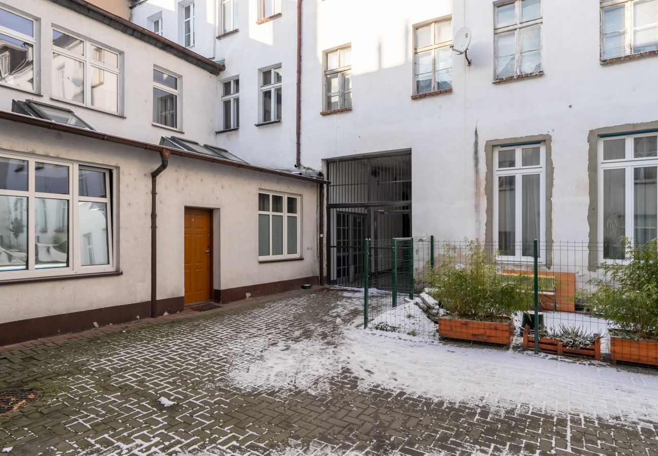 Studio in Poznań - Studio in Poznań | 2 People | Near the Market and Park