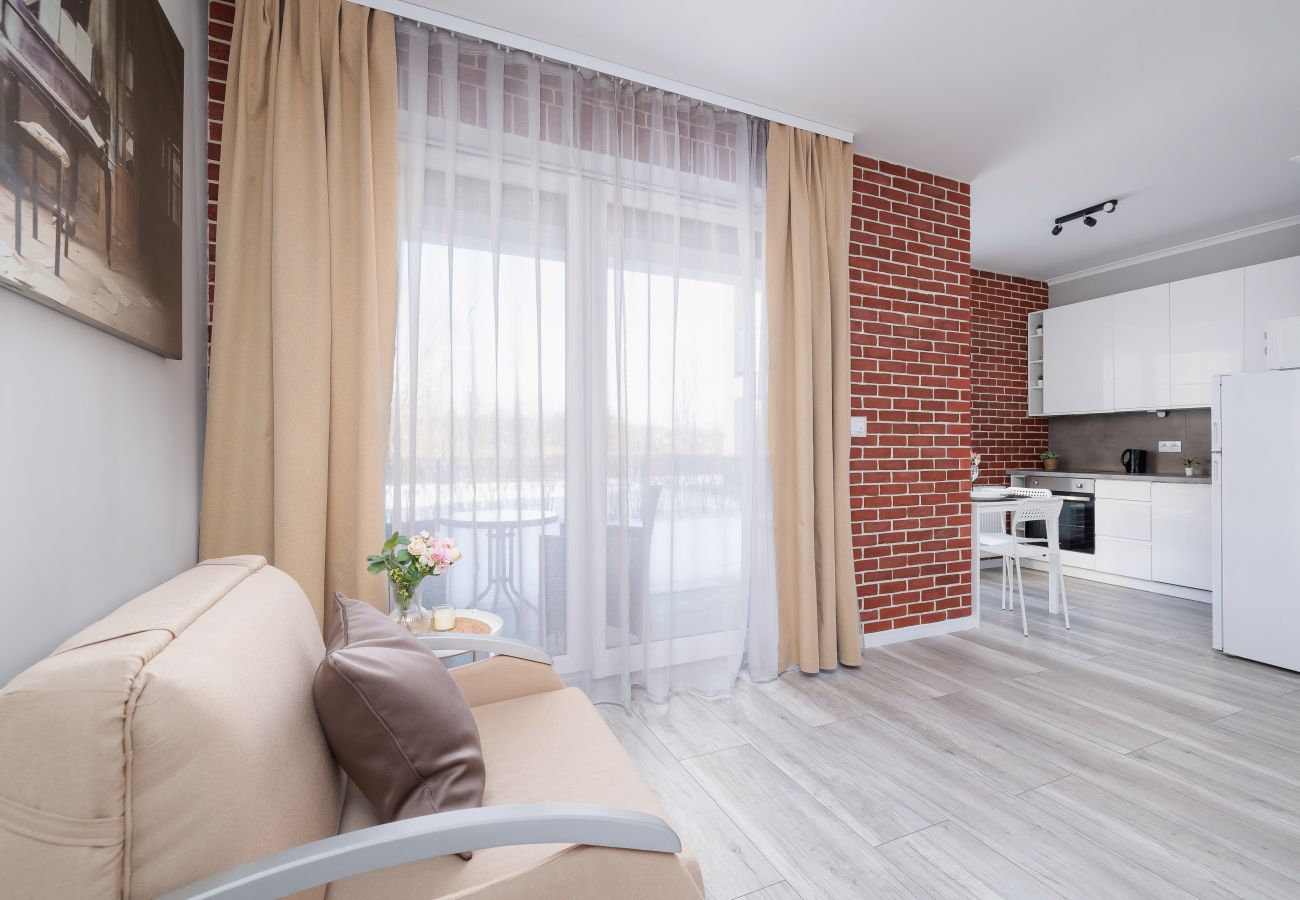 Studio in Kraków - Dąbska 26 | Modern Studio | Near Tauron Arena | WiFi |Krakow