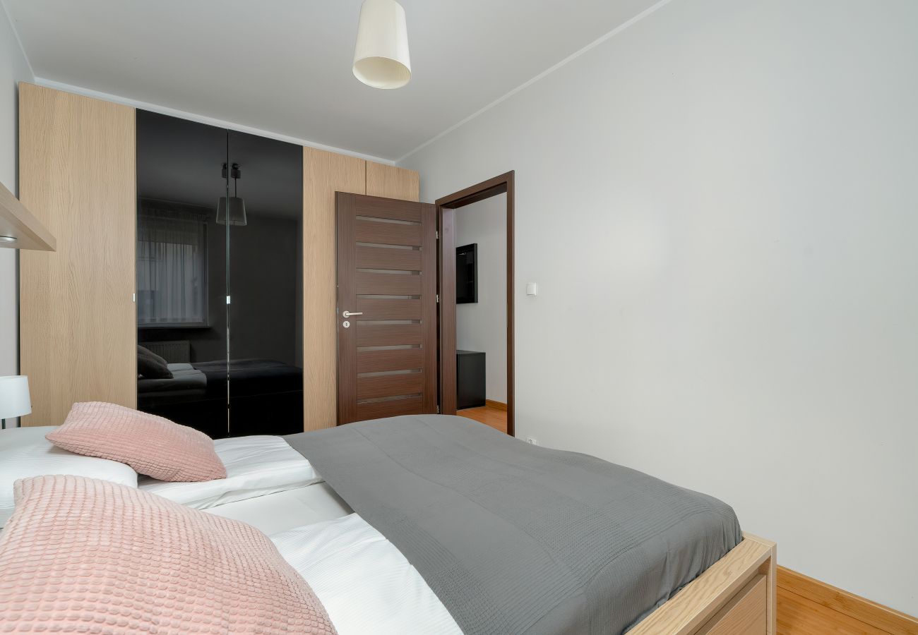 Apartment in Poznań - Kościelna 33a | elevator, Smart Tv| Poznań