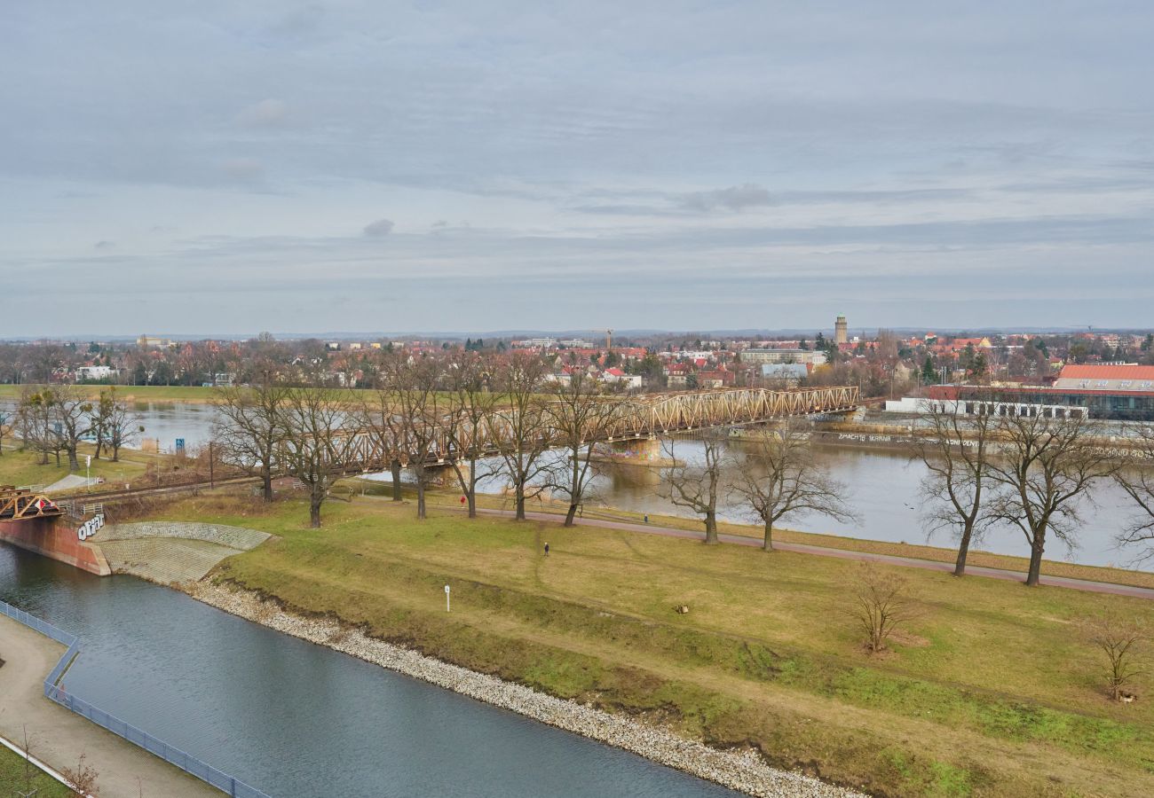 Studio in Wrocław - Wrocław | Jedności Narodowej 248 | Balcony | Parking