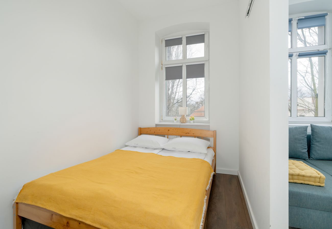 Apartment in Poznań - Cosy Apartment for 3 in the City Centre