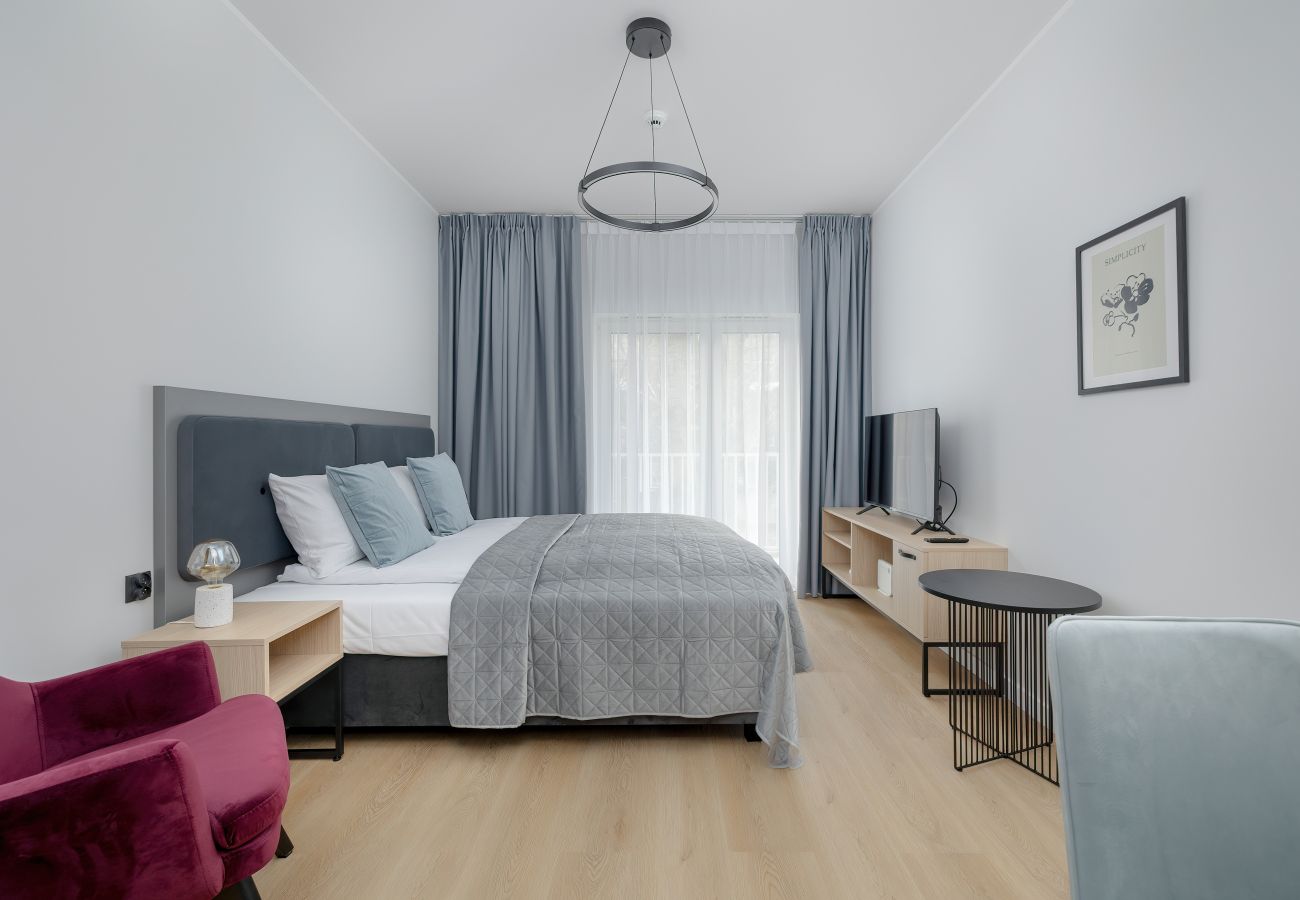 Studio in Poznań - Elegant, Modern Studio with Balcony in the Centre of Poznań 