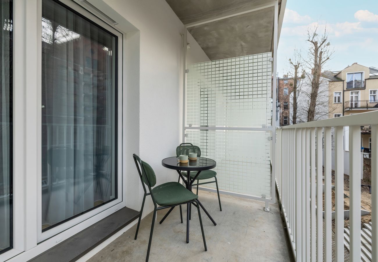 Studio in Poznań - Elegant, Modern Studio with Balcony in the Centre of Poznań 