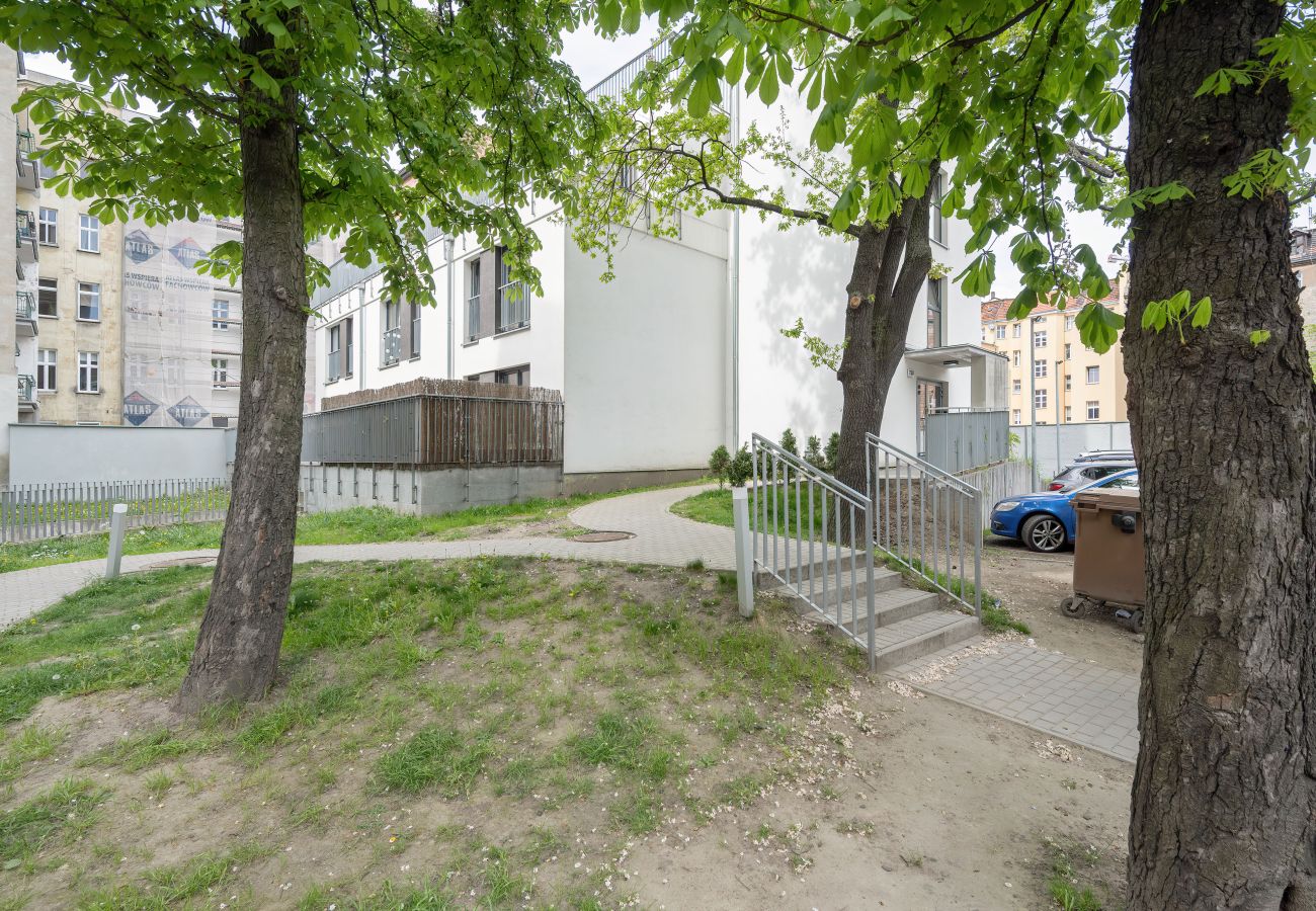 Studio in Wrocław - Studio | Komuny Paryskiej | Wrocław | Near Old Town | Balcony