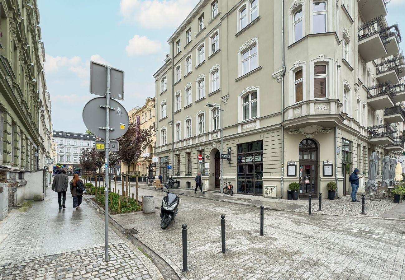 Studio in Poznań - Kwiatowa 3 | Wifi, Pet-friendly, Studio, Poznan