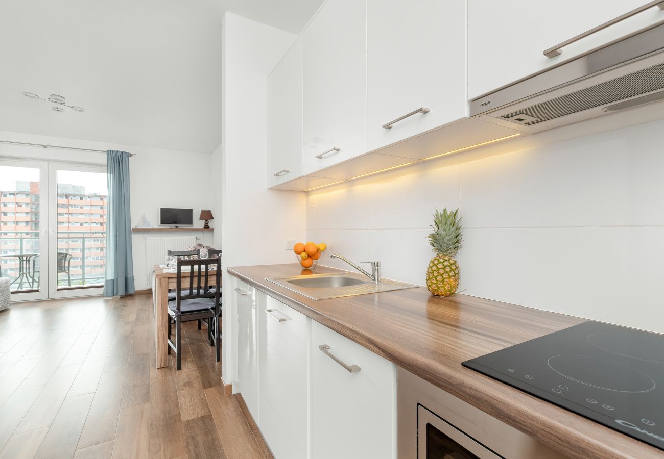 Studio in Gdańsk - Obrońców Wybrzeża 15 | Wifi, Studio for 4 guests, Balcony, Parking, Gdansk