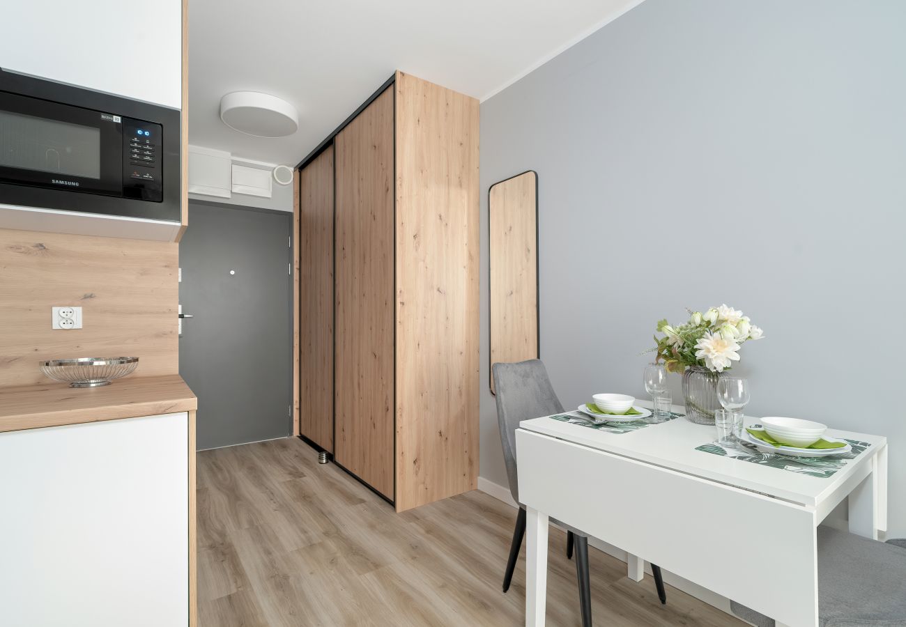 Studio in Poznań - Nadolnik | Terrace, studio, pets allowed | Poznań