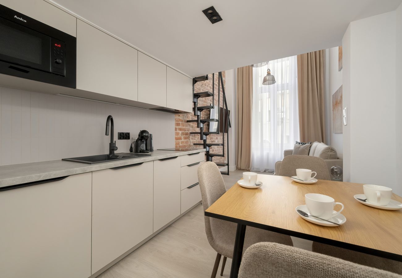 Studio in Wrocław - Tasteful Studio for 4 people | 500 m from Wrocław Main Square