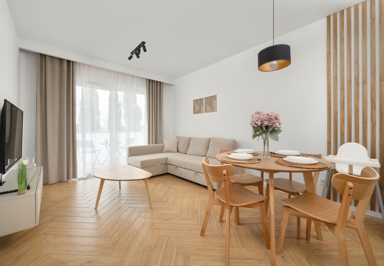 Apartment in Wrocław - Parking | Balcony, desk, 1 bedroom | Wroclaw