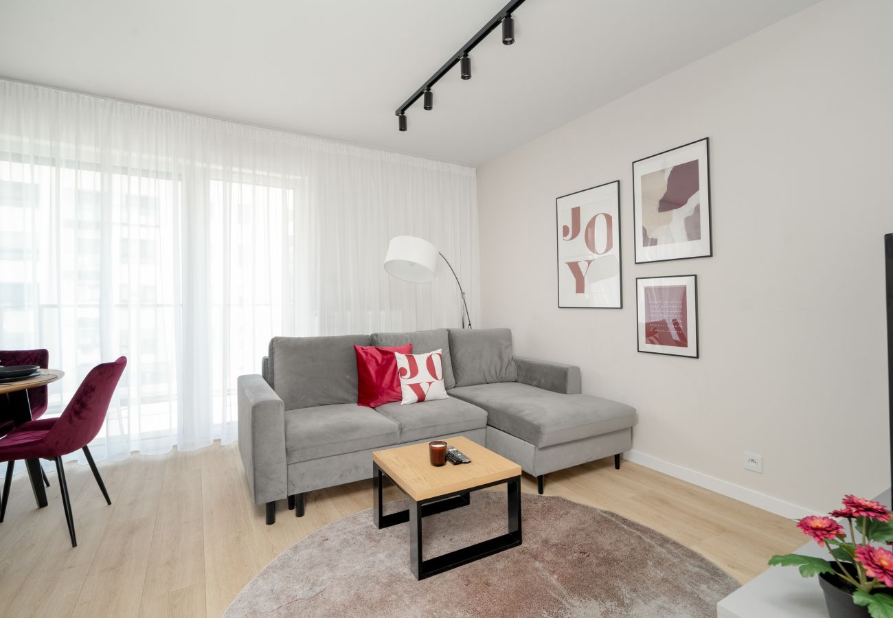 Apartment in Poznań - Modern Apartment in a Quiet District of Poznań | Parking