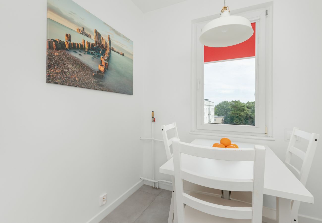 Apartment in Gdynia - Ikara 3A | Bathtub, desk, washing machine | Gdynia