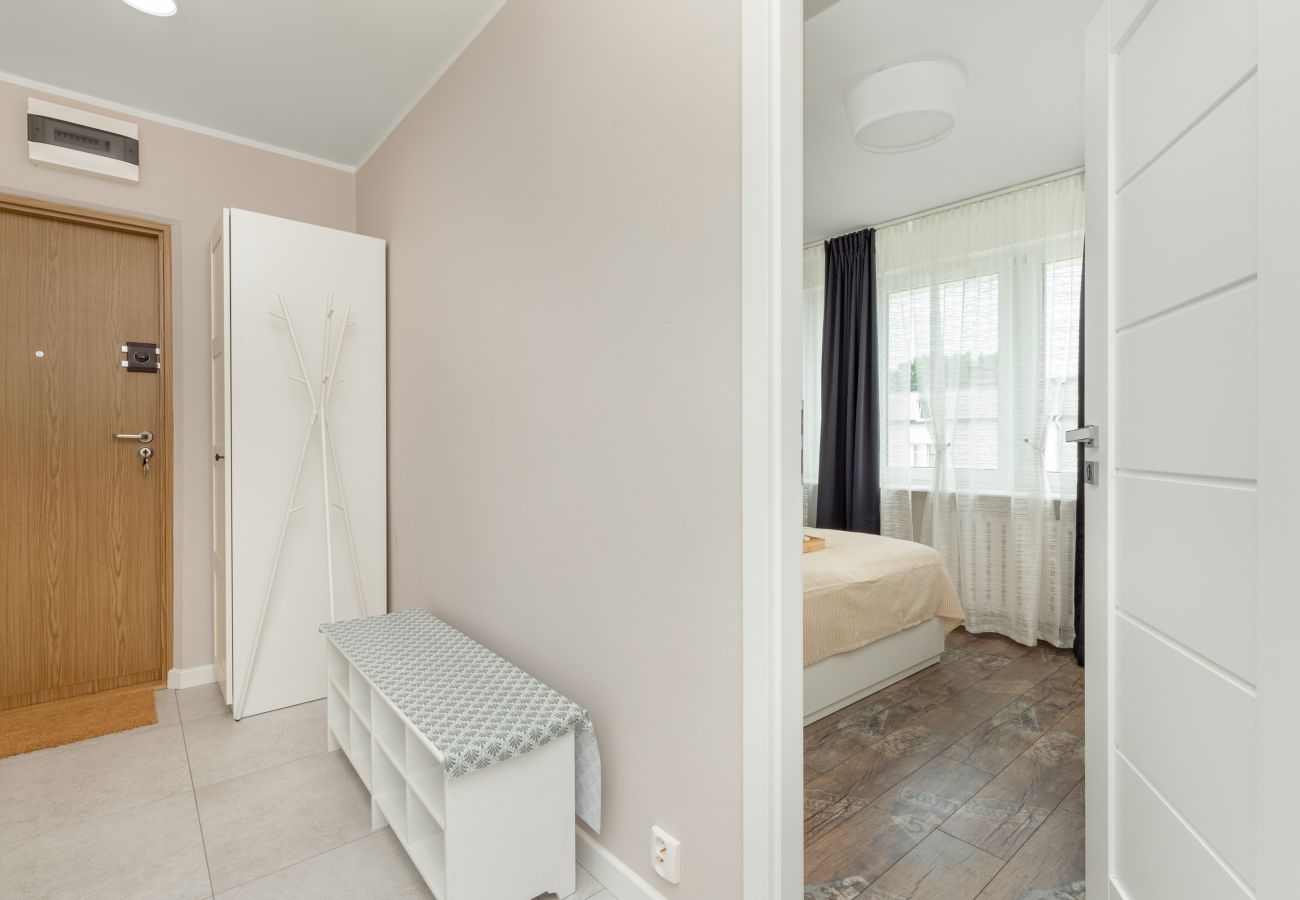 Apartment in Gdynia - Ikara 3A | Bathtub, desk, washing machine | Gdynia