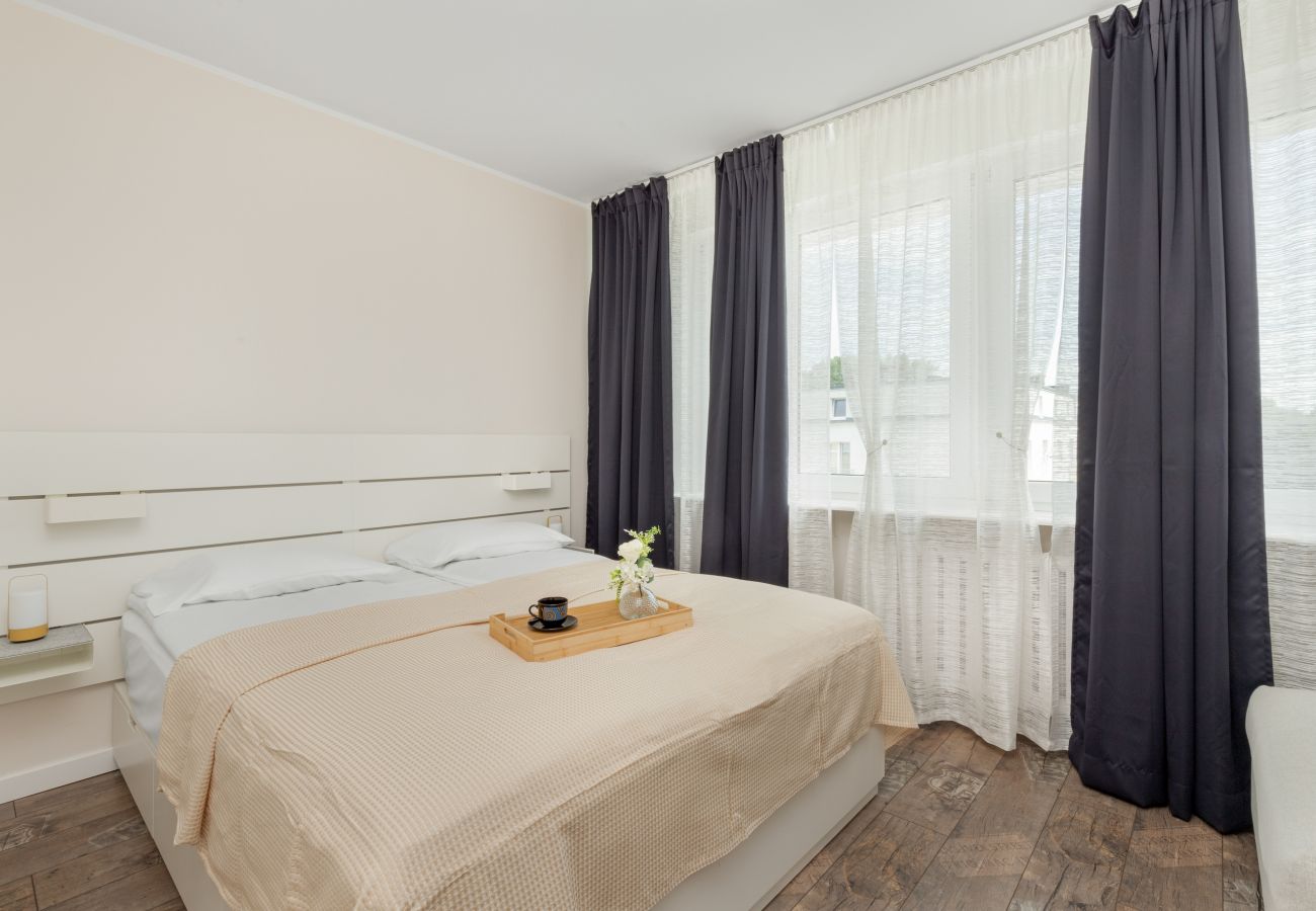 Apartment in Gdynia - Ikara 3A | Bathtub, desk, washing machine | Gdynia