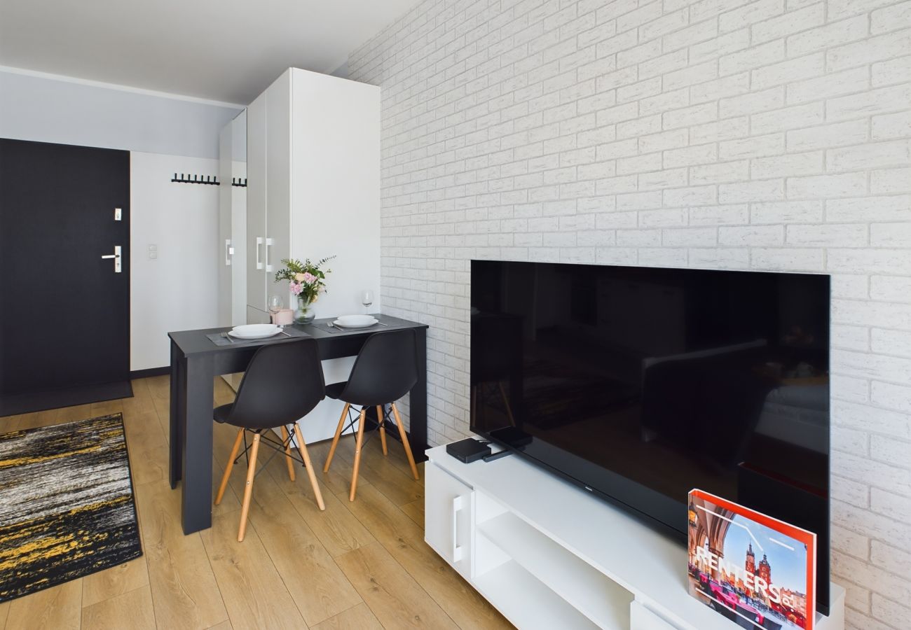 Studio in Kraków - Cozy studio for 2 people | Outdoor parking | Smart TV | Krakow