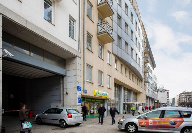 Apartament w Warszawa - Apartament Żelazna 59a/1325 z balkonem