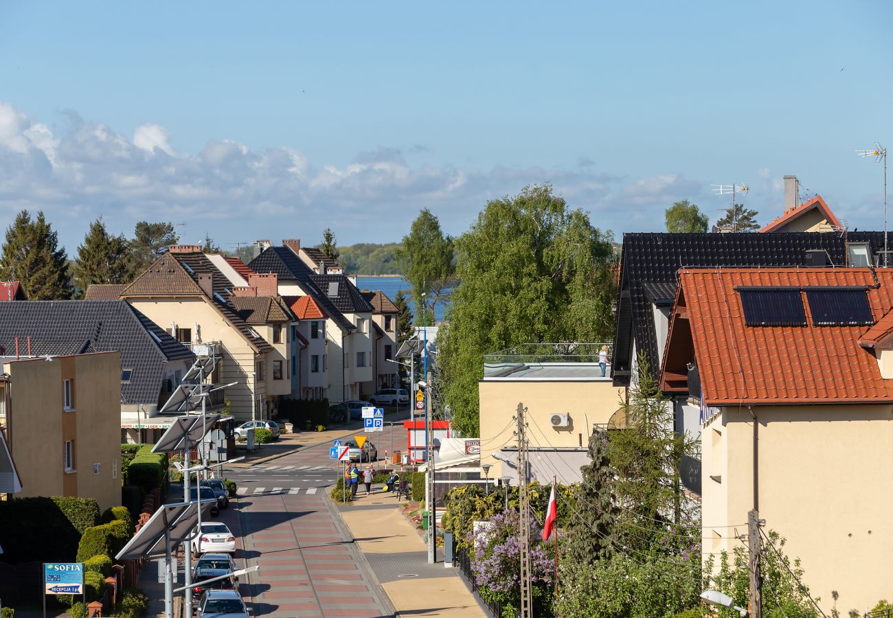 widok, widok z mieszkania, morze, widok na morze, widok na ulicę, mieszkanie, na zewnątrz, na zewnątrz mieszkania, wynajem