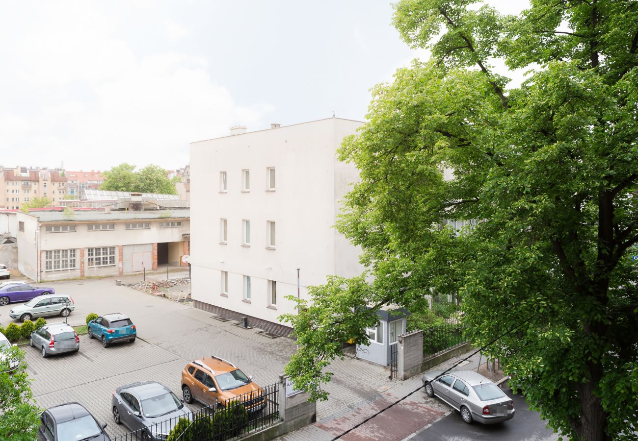 widok, widok z mieszkania, apartamentu, na zewnątrz mieszkania, wynajem