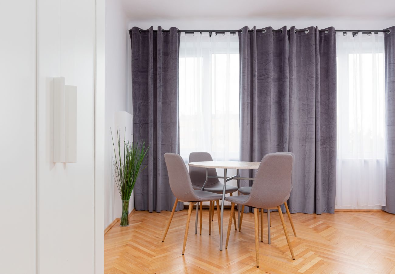 Apartament w Warszawa - Stanisława Augusta 34/13 dla 5 osób | Warszawa Praga Południe