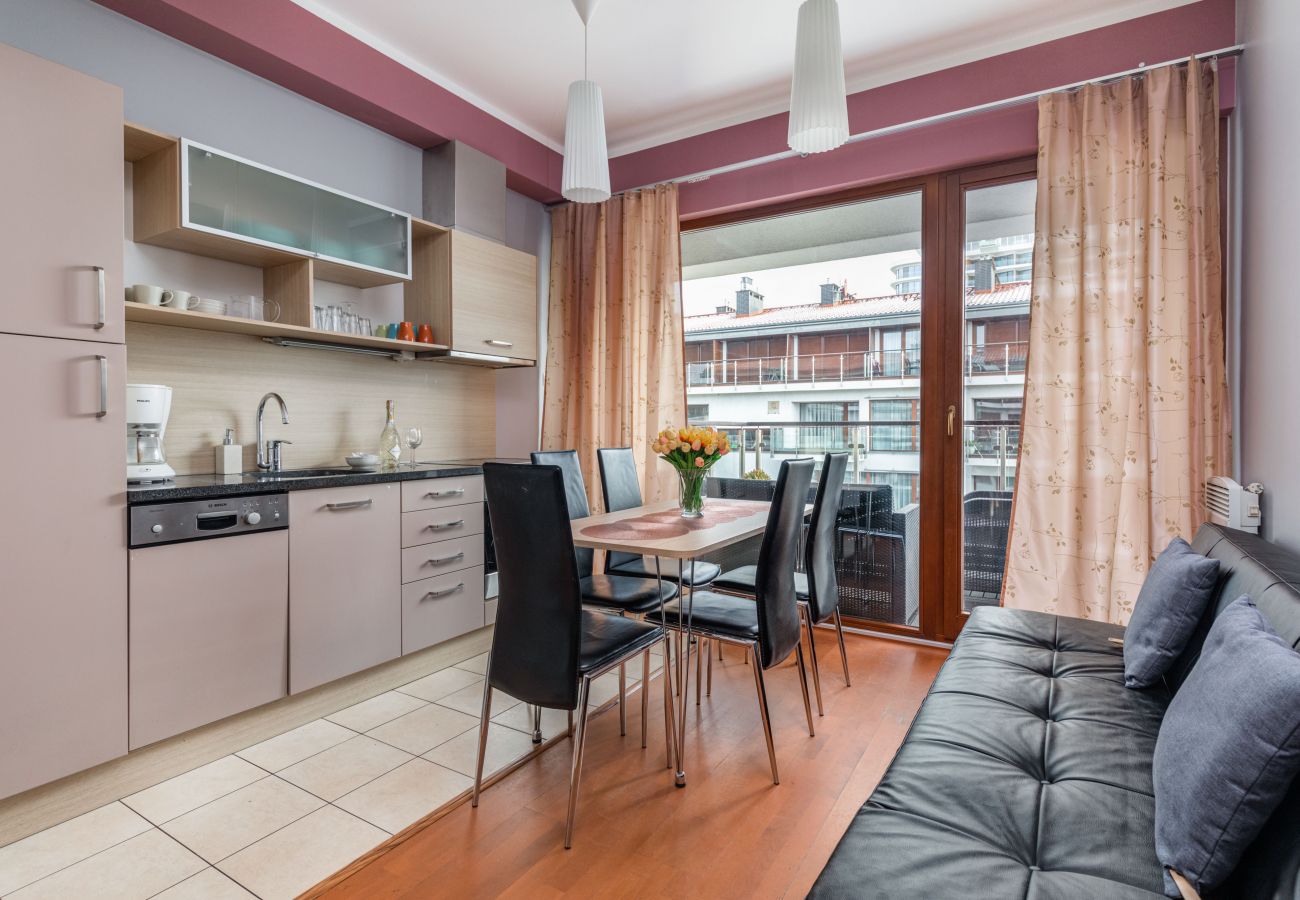 Apartament w Świnoujście - Apartament Baltic Park 26/633 z dwoma sypialniami i balkonem