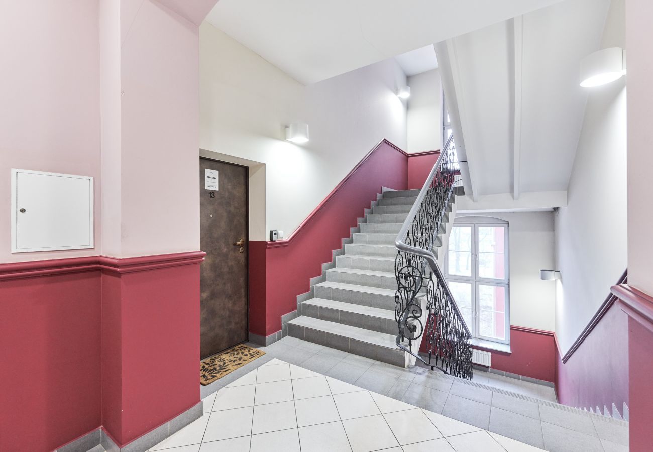 Apartament w Wrocław - Przy Dworcu | Elegancki Apartament z 1 sypialnią | Piłsudskiego 91 Wrocław