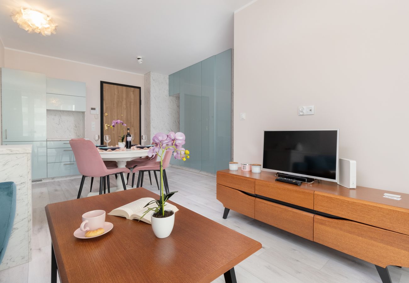 Apartament w Gdynia -  Apartament Obrońców Wybrzeża 8/27 