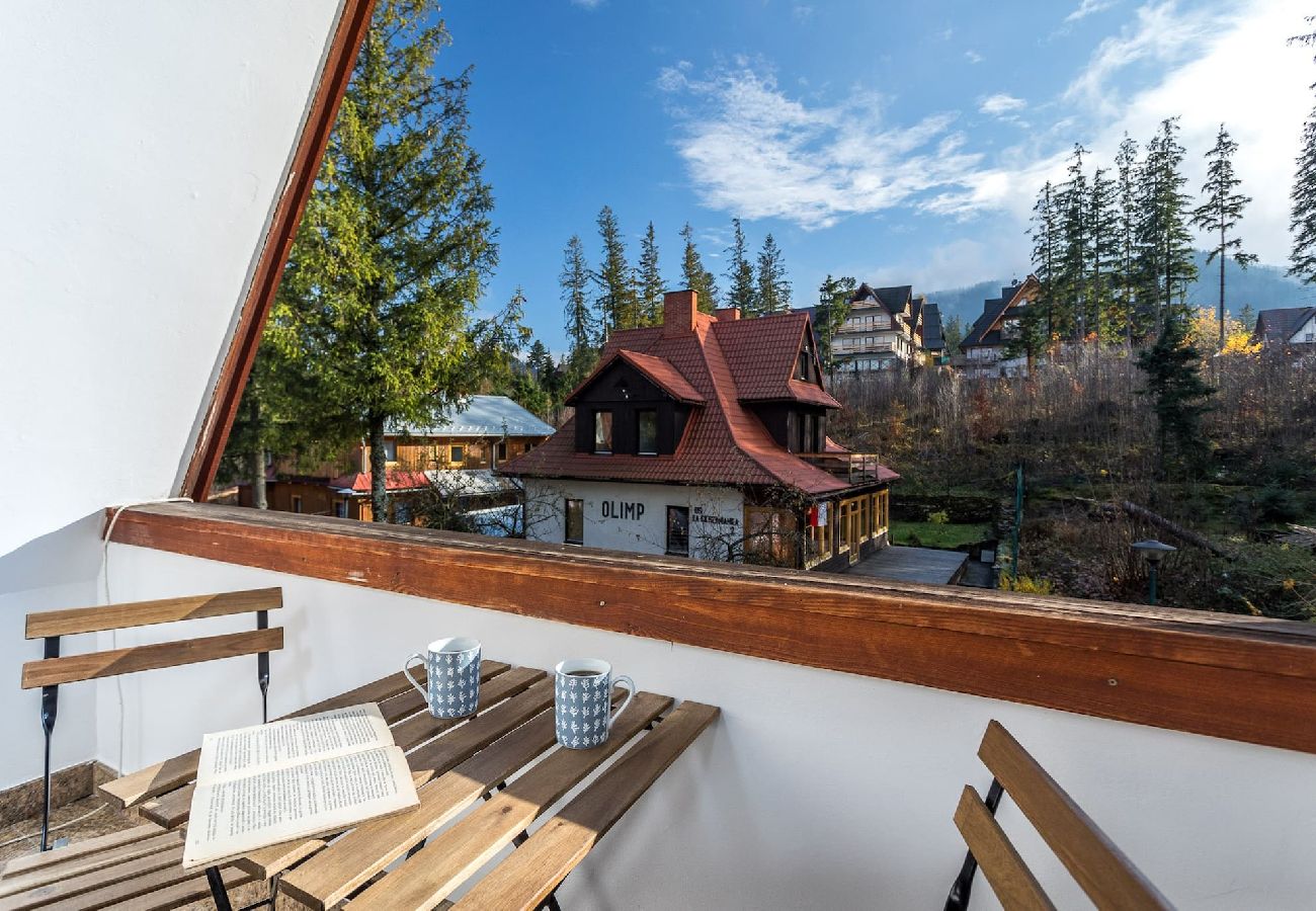 Apartament w Zakopane - Dwupoziomowy apartament z balkonem 