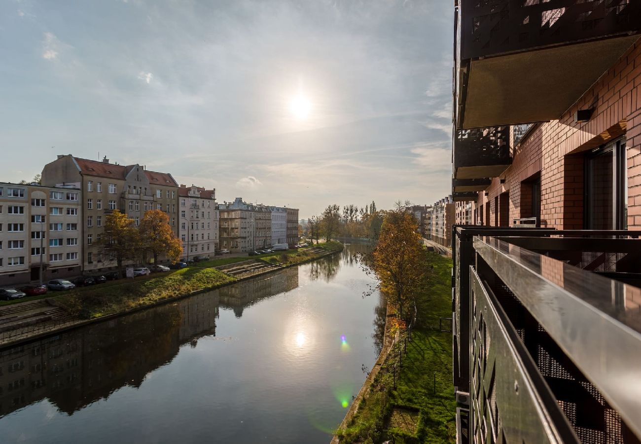 Studio w Gdańsk - Przestronne studio z widokiem na rzekę Motławę